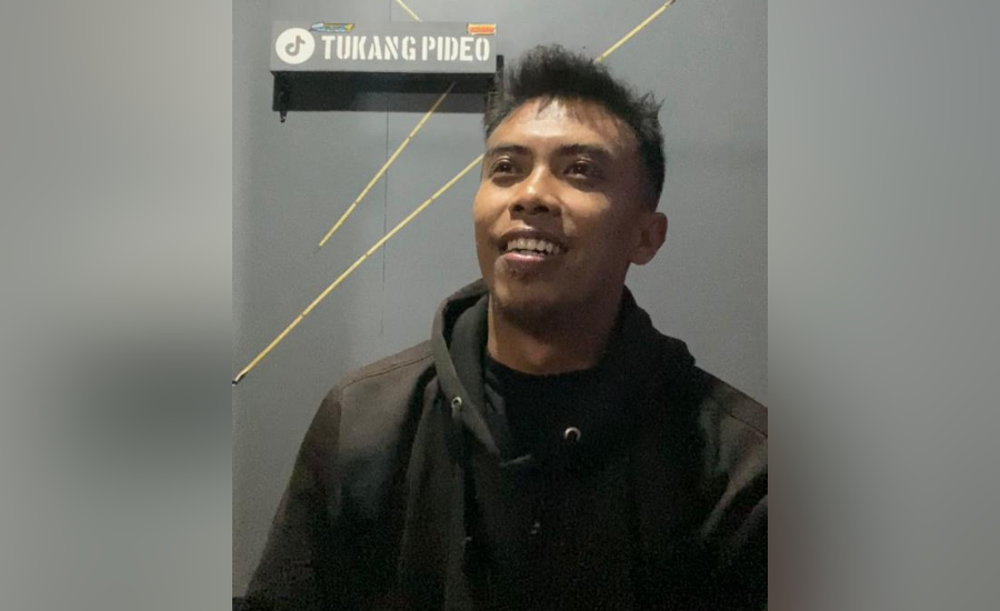 Ipung Wahyono, TikToker berusia 30 tahun asal Desa Slogohimo, Wonogiri. (Foto: Istimewa)